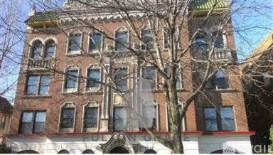Main picture of 1742 N Humboldt Blvd