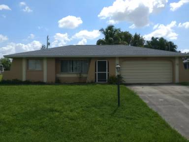 Main picture of 1146 SW 14th Ter
