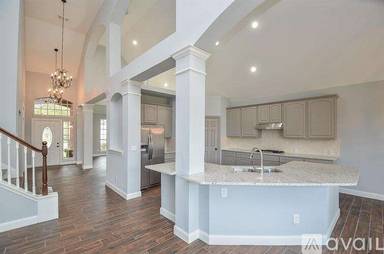 Main picture of 20331 Canyon Gate Blvd