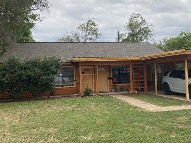 Main picture of 1214 White Ave