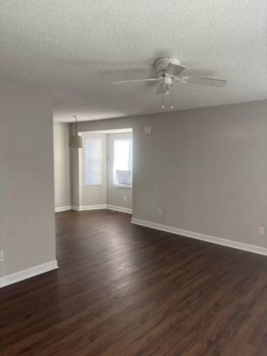 Main picture of 100 New Hope St