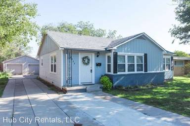 Main picture of 2404 33rd St
