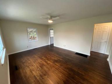 Main picture of 3259 Grasmere Ave