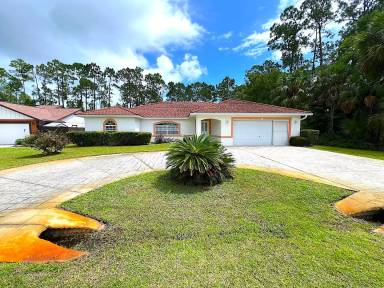 Main picture of 106 Point of Woods Dr