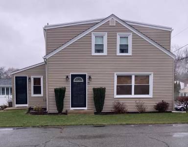 Main picture of 98 Lyman Ave