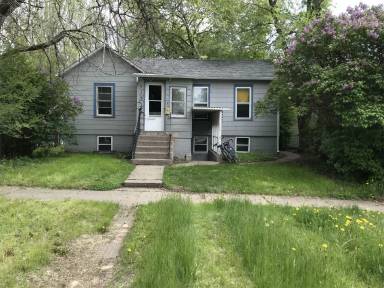 Main picture of 419 N 15th St