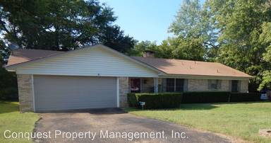 Main picture of 2834 Greenwood Ln