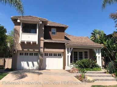 Main picture of 698 Rihely Pl