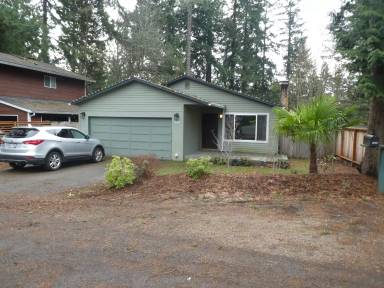 Main picture of 1452 SW Orchid St