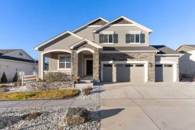 Main picture of 2120 Seaglass St