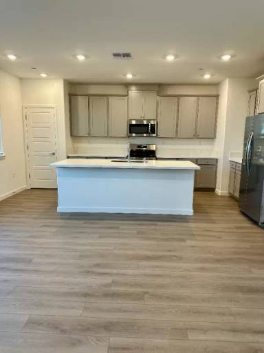 Main picture of 5318 Lake Mary Dr