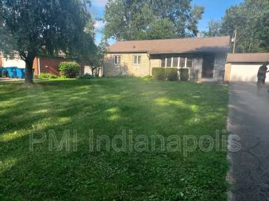 Main picture of 11011 Broadway St
