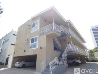 Main picture of 751 S Curson Ave