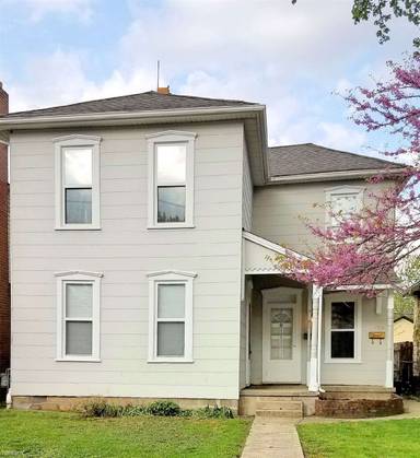 Main picture of 2579 Deming Ave
