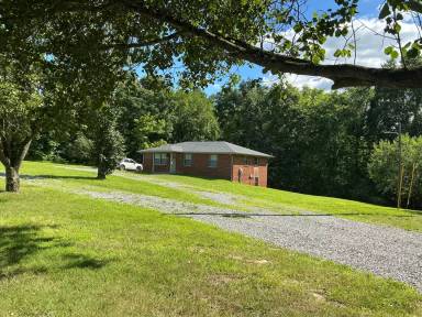 Main picture of 275 Attaway Rd