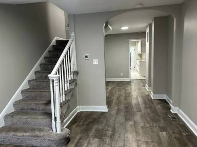 Main picture of 251 S Central Ave