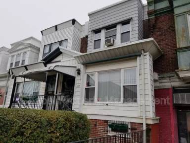 Main picture of 5342 Master St