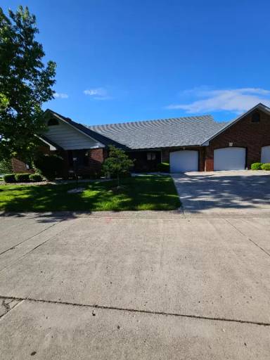 Main picture of 1415 Ravens Gate Ln