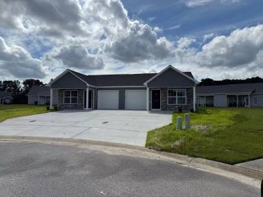 Main picture of 2220 Remington Ct