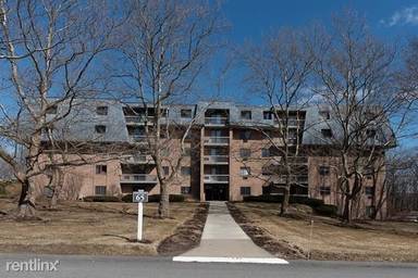 Main picture of 65 Commons Dr