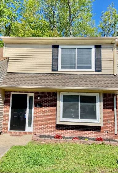 Main picture of 709 Goose Creek Ct