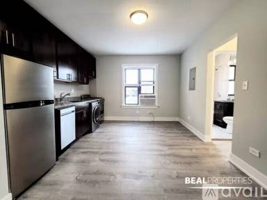 Main picture of 429 W Belden Ave