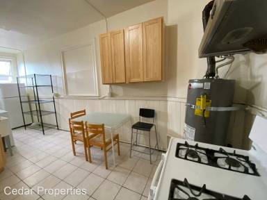 Main picture of 2055 Berkeley Way