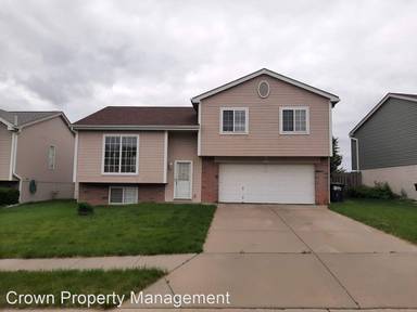 Main picture of 11721 Newport Ave