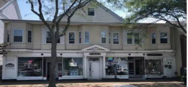 Main picture of 215 Main St