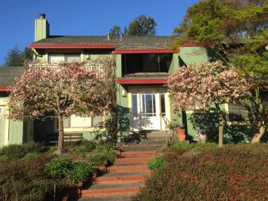 Main picture of 1109 E Sunnyslope Rd