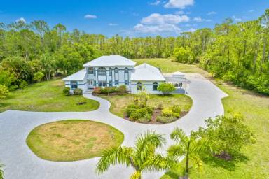 Main picture of 6181 Shady Oaks Ln