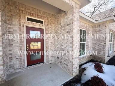 Main picture of 903 Sunrise Dr