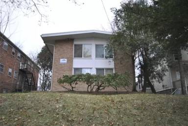 Main picture of 809 W Madison St