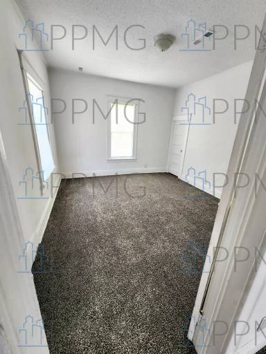 Main picture of 505 S Park Ave