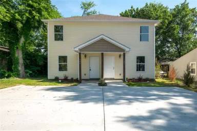 Main picture of 105 Elmore Ave