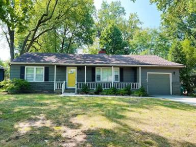 Main picture of 2909 W 49th Ter