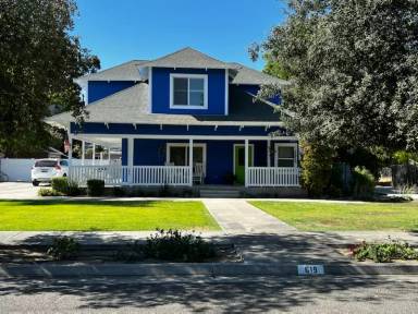 Main picture of 619 C St