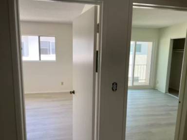 Main picture of 3837 Prospect Ave
