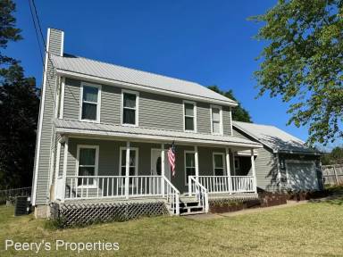 Main picture of 402 Halifax Dr