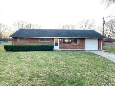 Main picture of 301 Ives Ln