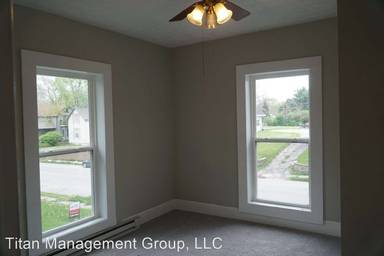 Main picture of 1730 N 13th St