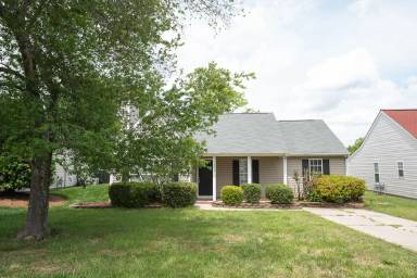 Main picture of 1803 Water St