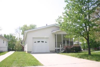 Main picture of 725-27 Kiowa St