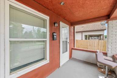 Main picture of 427 S Rural St