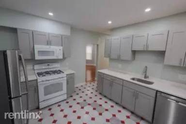 Main picture of 3960 Washington St
