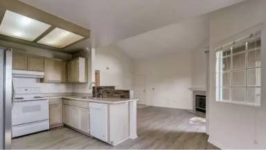 Main picture of Summit of Rancho Bernardo
