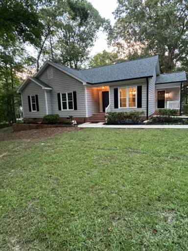 Main picture of 110 Woodland Ridge Dr