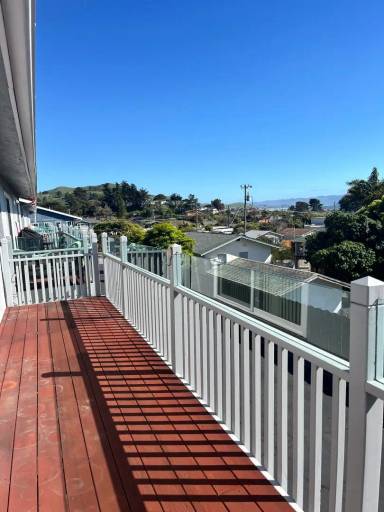 Main picture of 1024 S Ocean Ave