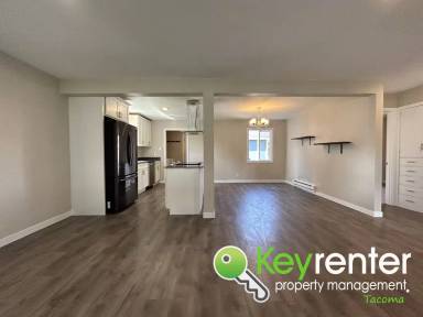 Main picture of 7652 S Park Ave