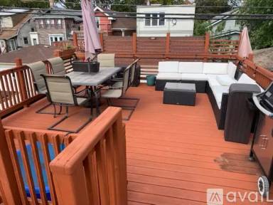 Main picture of 3318 W Wilson Ave
